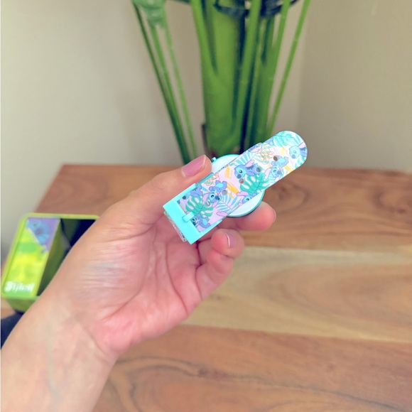 DISNEY STICH KIDS WATCH - Picture 6 of 9